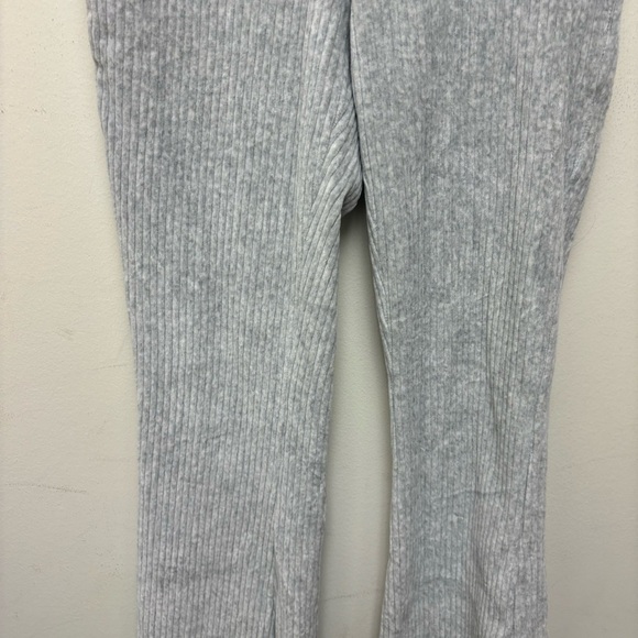 Aerie Groove On Velour High Waisted Flare Pant - Picture 7 of 13